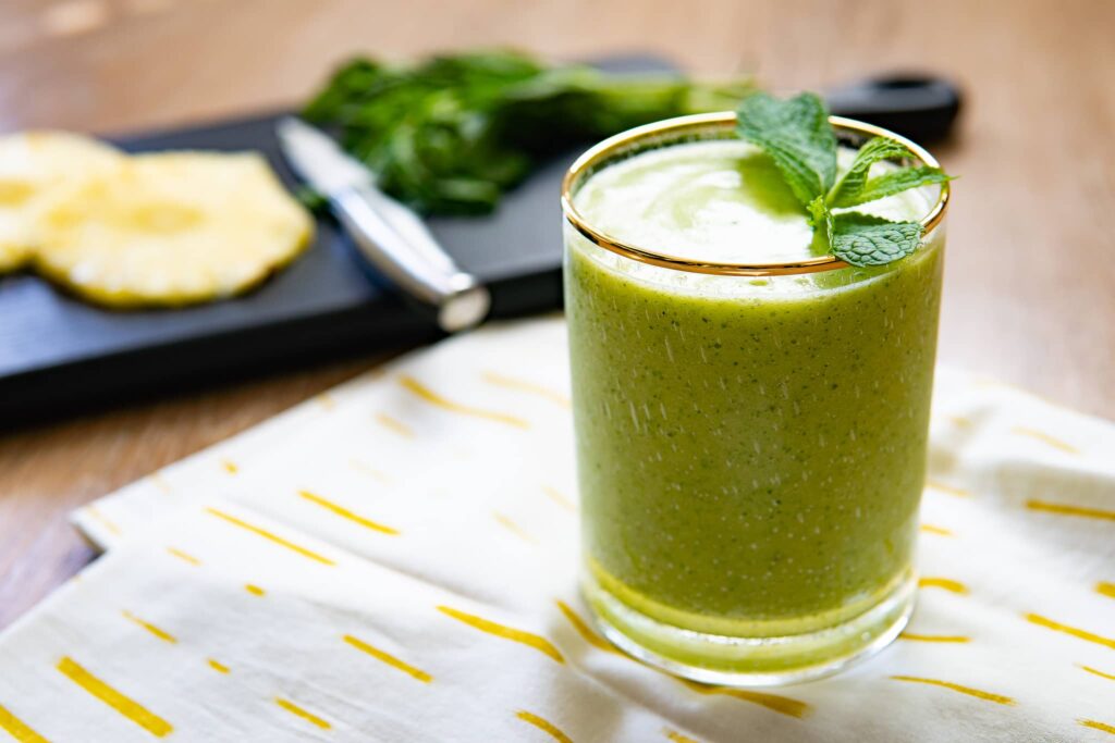 pineapple mint smoothie